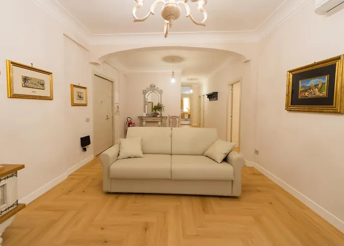 Aep House Πομπηία